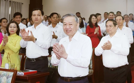 Làm việc với Tổng Bí thư, TP.HCM mới xin cơ chế, nguồn lực phát triển đa dạng loại hình giao thông