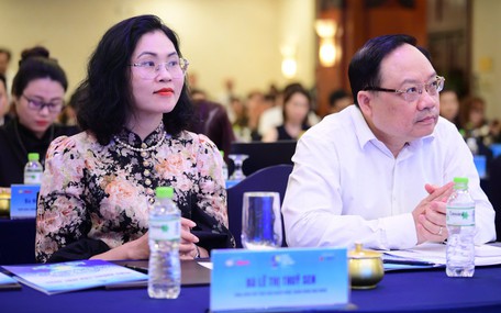 Thanh toán không tiền mặt góp phần tạo ra giá trị mới cho nền kinh tế