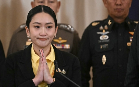 Nước đi toan tính của thủ tướng Thái Lan trước viễn cảnh bị đình chỉ chức vụ