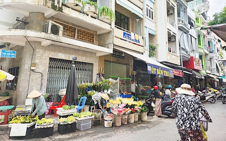 Cửa hàng chỉ nhận tiền mặt, không nhận chuyển khoản: Có thể bị xử phạt, truy thu thuế