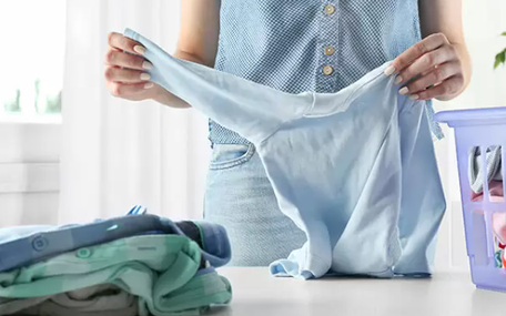 Mẹo nhỏ giúp 'cứu' quần áo bị co rút sau khi giặt