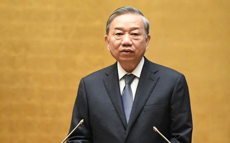 Tổng Bí thư Tô Lâm gợi ý giải pháp 'chống cô đơn cho người già, sáng ô tô đón đi, chiều đưa về'