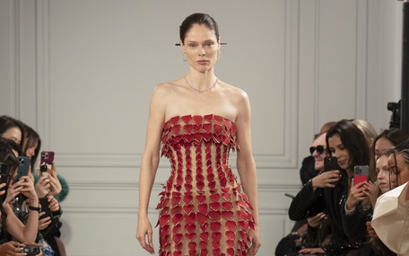 Phan Huy mang thời trang Việt đến Paris Haute Couture Week