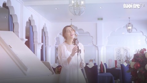 Giáng Sinh, nghe Trương Kiều Diễm hát mashup Silent & Holy Night