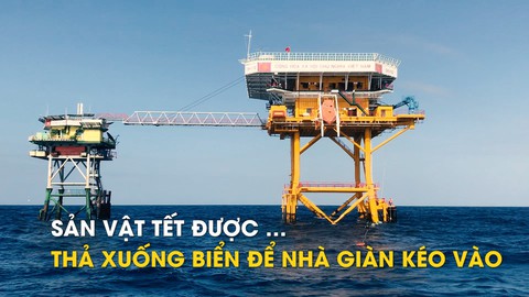 Sóng lớn, sản vật Tết được thả xuống biển để nhà giàn kéo vào