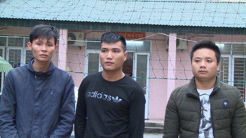 Bắt giữ 4 nghi phạm tấn công người đi đường để cướp tài sản