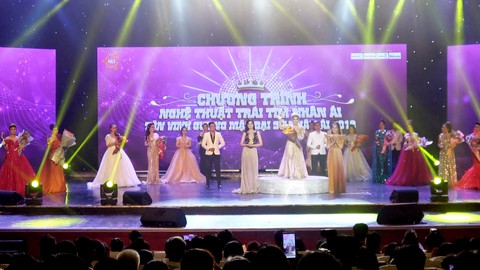Tôn vinh 16 gương mặt Đại sứ Nhân ái năm 2019