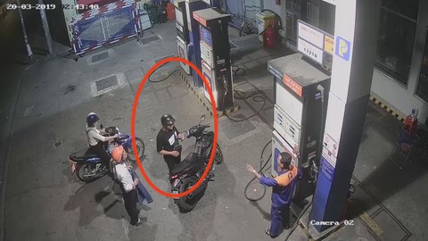 Vụ “Nhân viên cây xăng bị đâm vì nhắc khách không nghe điện thoại": Truy xuất camera hiện trường