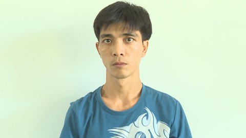 Có 5 tiền án, vừa ra tù tiếp tục đi trộm