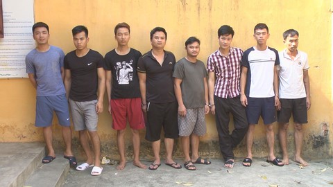 Tạm giam 8 người rượt đuổi, chém nhau trên đường