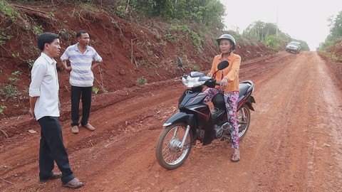 Hoang mang trước nạn “chặn đường” xin tiền nửa đêm