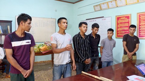 Bắt 6 đối tượng mang dao rựa chém trọng thương 2 cha con