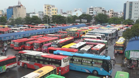 Di dời nhiều tuyến xe khách ra bến xe miền Đông mới