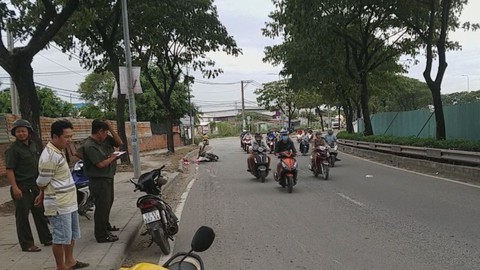 Chạy ngược chiều gây tai nạn, 3 người nhập viện