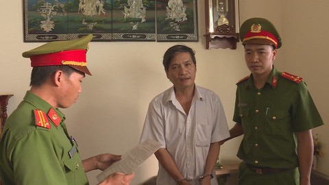 Thực nghiệm điều tra vụ ông chủ hiếp dâm nữ giúp việc tật nguyền