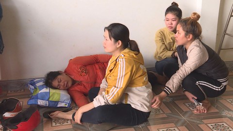Đôi vợ chồng trẻ uống thuốc cỏ tự tử, để lại đứa con trai 3 tuổi