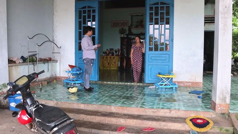 Sống giữa tỉnh lỵ, người dân vẫn chưa có điện