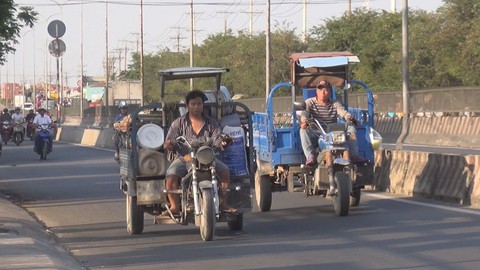 TP.HCM hỗ trợ người có xe ba, bốn bánh tự chế thoát nghèo