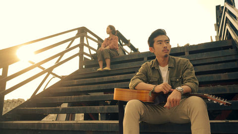 Giải trí 24h: "Trời sáng rồi, ta ngủ đi thôi": Phim Indie kể bằng chất nhạc Indie