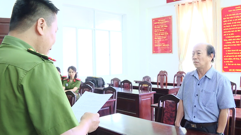 Video: Đọc lệnh bắt nguyên tổng giám đốc Công ty cổ phần Du lịch BRVT