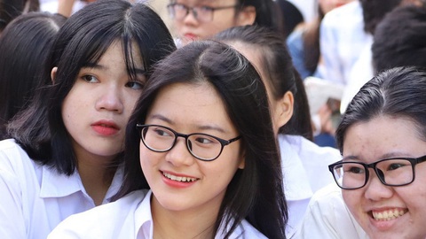Video: Báo Tuổi Trẻ tư vấn tuyển sinh ở TP.HCM, Hà Nội, Đà Nẵng