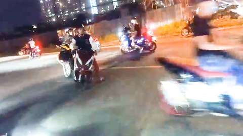Video: 'Quái xế' lại chặn đường, gầm rú ở TP Thủ Đức, người dân hết chịu đựng nổi
