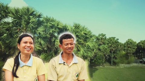 Góc nhìn trưa nay | Nụ cười dưới những tán cây