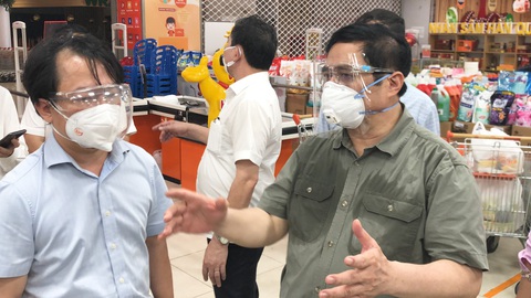 Video: Thủ tướng Phạm Minh Chính kiểm tra việc chống dịch COVID-19 tại TP.HCM