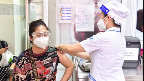 Video: Bộ Y tế thúc giục khẩn trương tiêm mũi 2 vắc xin ngừa COVID-19