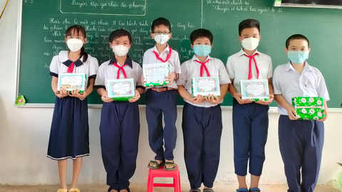 Video: Cậu bé có khả năng đặc biệt ở Đồng Tháp, học lớp 5 khi mới 8 tuổi, chơi đàn tranh 'xịn sò'