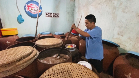 Góc nhìn trưa nay | Nước mắm truyền thống Nam Ô ‘lên đời’ vào giỏ quà Tết