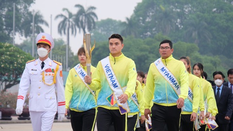 Video: Nghi lễ xin lửa thắp đuốc cho SEA Games 31