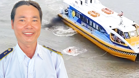 Nhân viên buýt sông kể lại giây phút cứu người phụ nữ chới với trên sông Sài Gòn