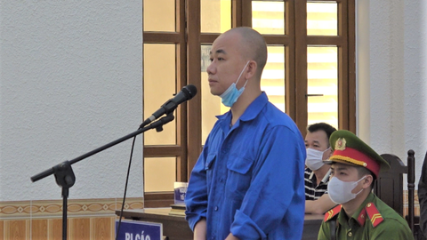 Video: Tài xế ô tô tông chết người trong đêm ở bờ kè Phan Thiết hầu tòa