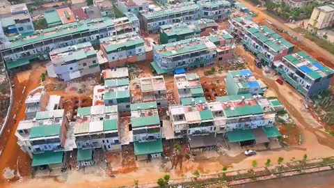 Video: Một số gia đình quan chức đã trả lại nhà ở xã hội mua trái quy định