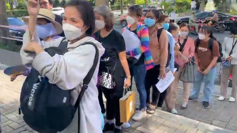 Video: Nhiều khách hàng tiếp tục khiếu nại Công ty Manulife
