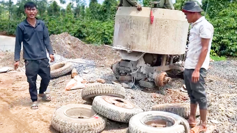 Công nhân kể lại lúc bị nhóm tấn công hai trụ sở UBND xã ở Đắk Lắk bắt giữ, đe dọa