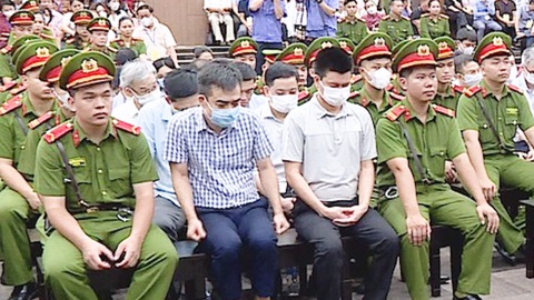 Vụ chuyến bay giải cứu: nghe tòa tuyên các án chung thân; ông Tô Anh Dũng lãnh 16 năm tù