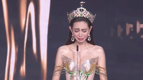 Hoa hậu Thùy Tiên xin lỗi vì xóa danh hiệu Miss Grand International 2021