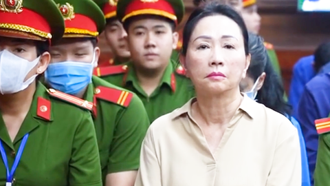 Bà Trương Mỹ Lan nhờ người đứng tên khoản vay hơn 400 tỉ đồng tại Sacombank