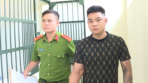 Trẻ 3 tuổi bị đánh tụ máu thái dương, chấn thương bàng quang, bắt ngay 'người tình' của mẹ