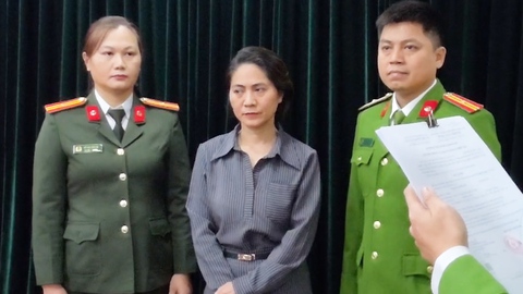 Video lời khai của giám đốc Nguyễn Thị Thu Hà vụ hủy show Về đây bốn cánh  chim trời - Tuổi Trẻ Online