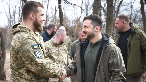 Video ông Zelensky thị sát điểm nóng Kharkov trước đàm phán với Mỹ tại Saudi Arabia