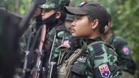 Phe nổi dậy ở Myanmar tuyên bố ngừng bắn đơn phương để cứu hộ động đất