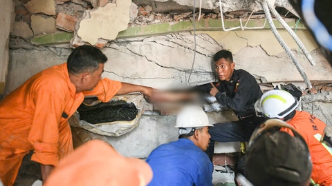 Đường sá, hạ tầng viễn thông, y tế sụp đổ gây cản trở cứu hộ động đất Myanmar