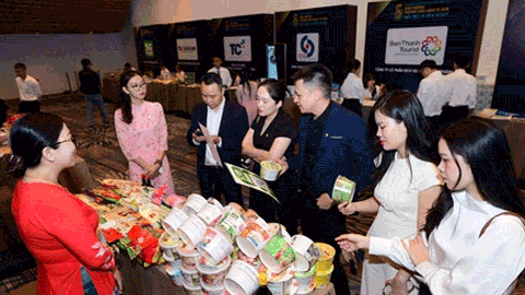 Trực tiếp: Lễ Tôn vinh 50 doanh nghiệp - đơn vị tiêu biểu có thương hiệu và sản phẩm chủ lực của TP.HCM