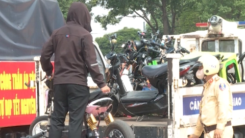 Ngăn chặn nhóm thiếu niên dùng xe điện độ chế biểu diễn, có chiếc tốc độ hơn 100km/giờ
