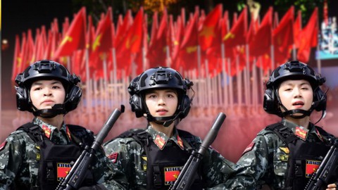 Những lưu ý, gợi ý của Tuổi Trẻ để người dân có thể xem diễu binh, diễu hành 30-4 trọn vẹn