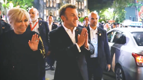 Bất ngờ với video Tổng thống Pháp Macron đăng trên mạng xã hội để cảm ơn Việt Nam
