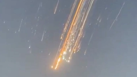 'Khai quật' video tên lửa SpaceX phát nổ rồi tung tin là hình ảnh chiến sự Israel - Iran